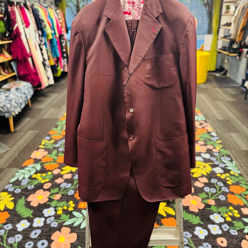 Elegant Men's Chocolate Suit Set